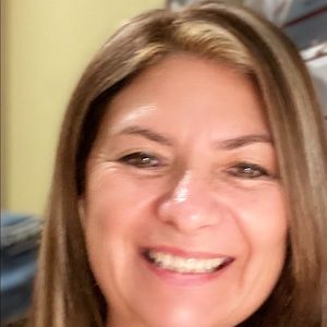 Meet your Posher, Lori